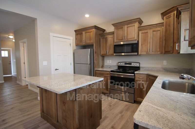 655 Ruby Court #301 - Photo 6 of 15