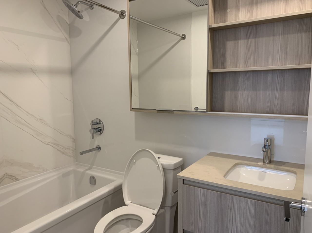 1441 Johnston Rd - Photo 4 of 12