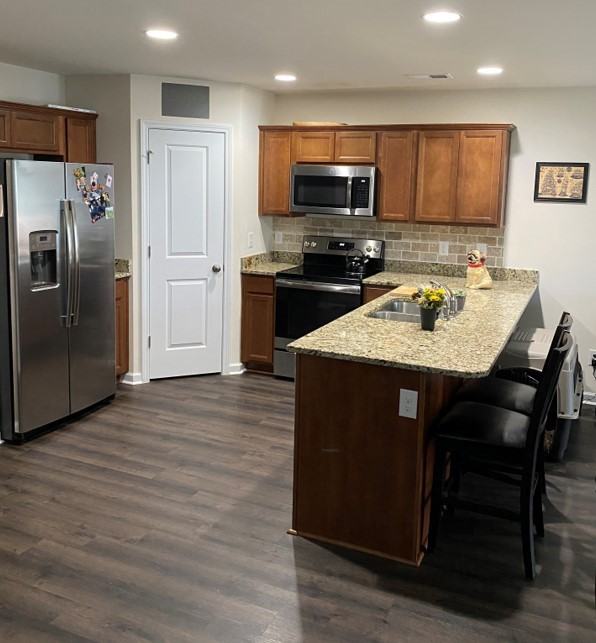 513 Eastfair Dr #1 - Photo 3 of 17