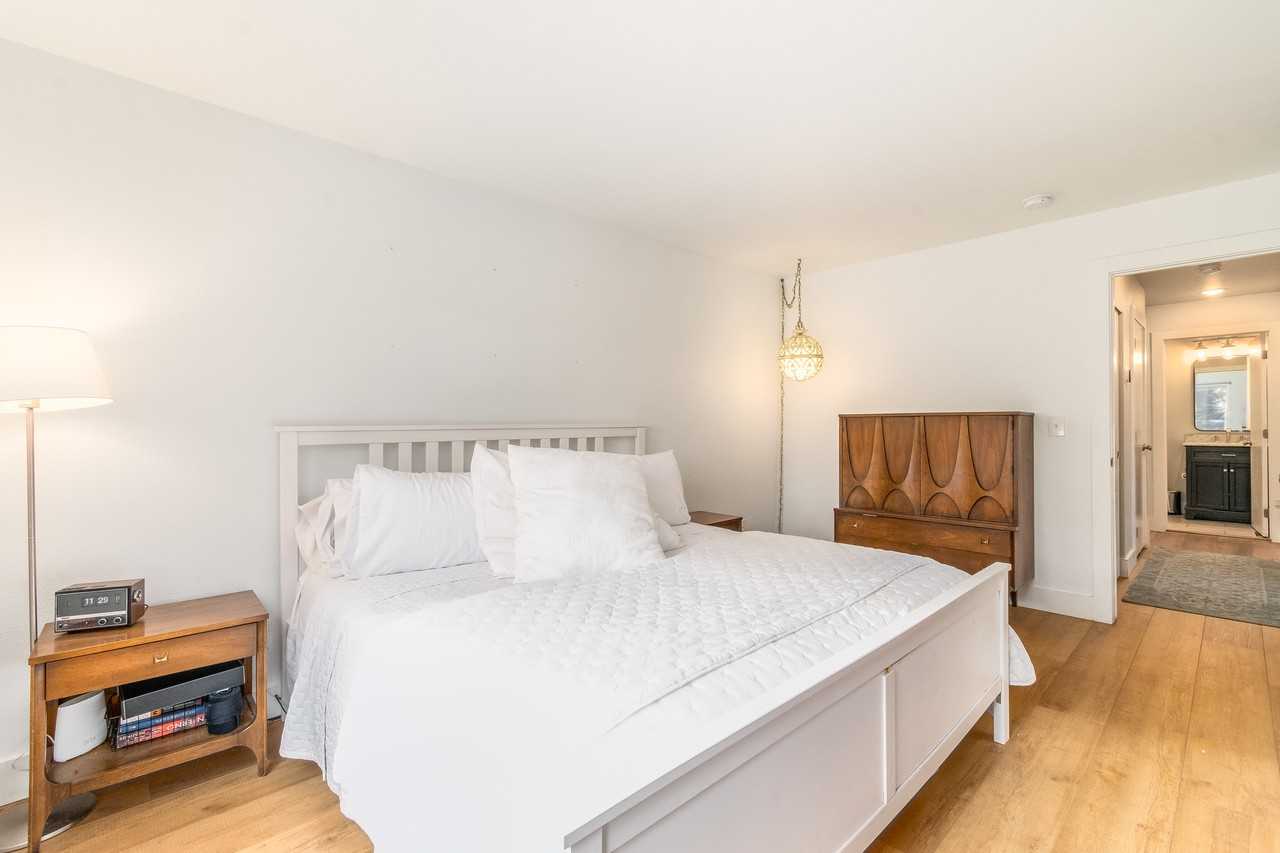 20818 Willowbend Ln #1 - Photo 4 of 18