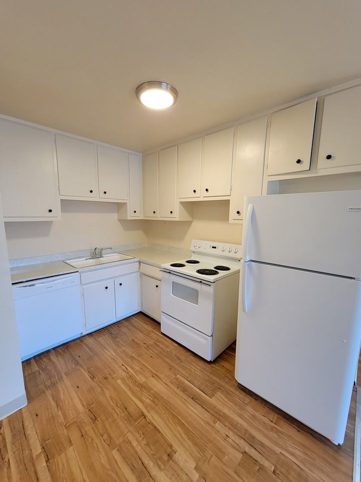 3024 West Colorado Avenue - Photo 2 of 12