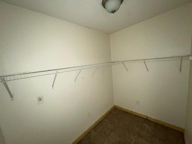 607 20th St - Photo 7 of 12