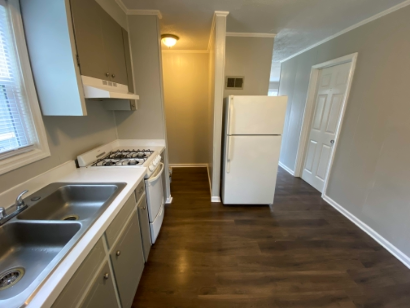 100 Mckellar Ct - Photo 6 of 12