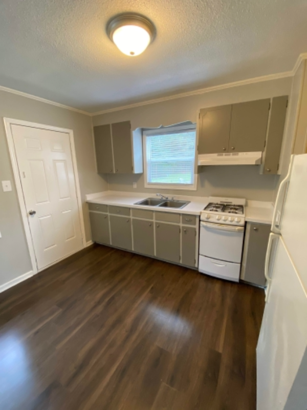 100 Mckellar Ct - Photo 7 of 12