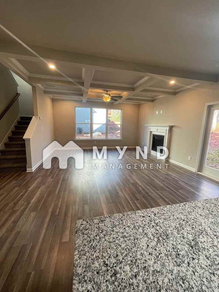 3351 Landings South Dr - Photo 3 of 25