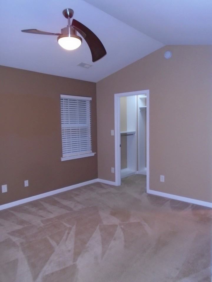 3262 Ivey Wood Ln #1 - Photo 6 of 11