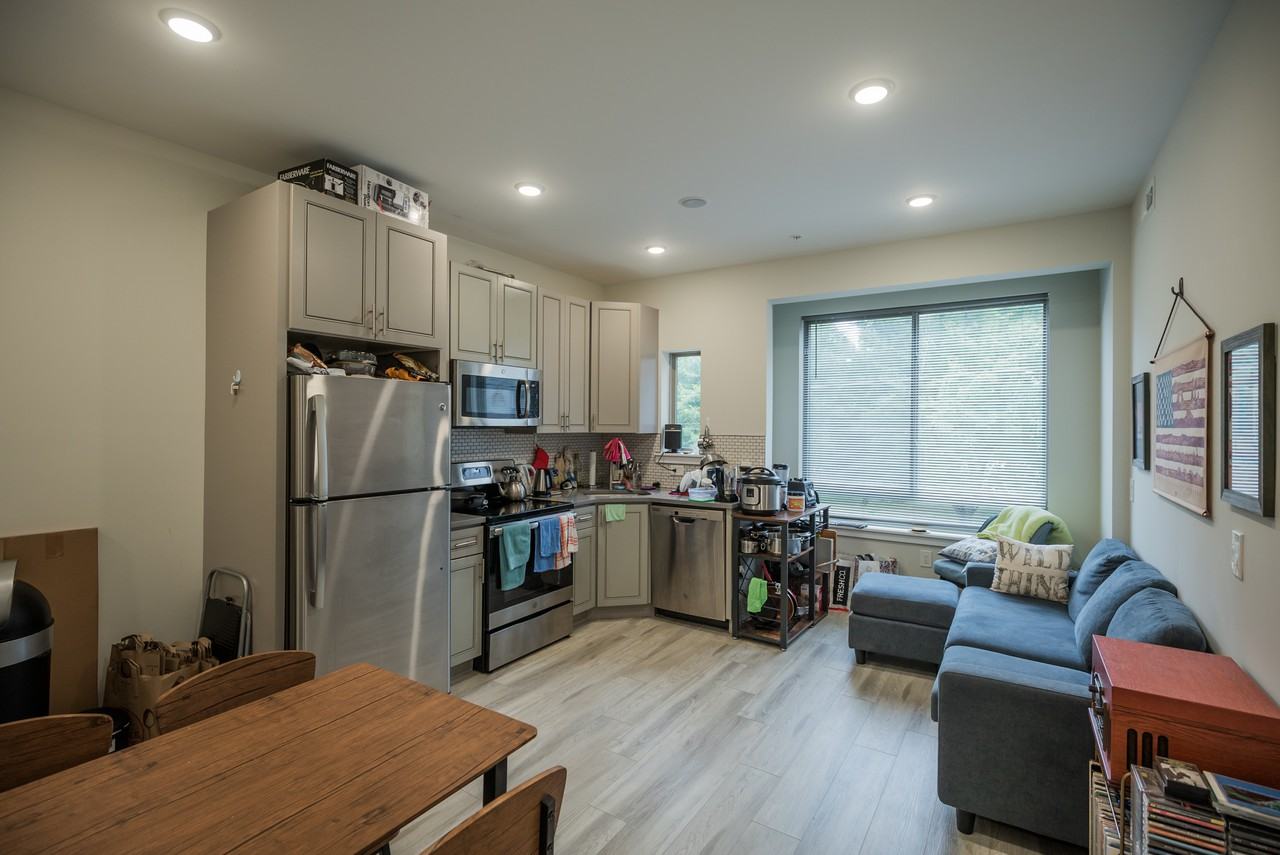 3718 Haverford Ave #2F