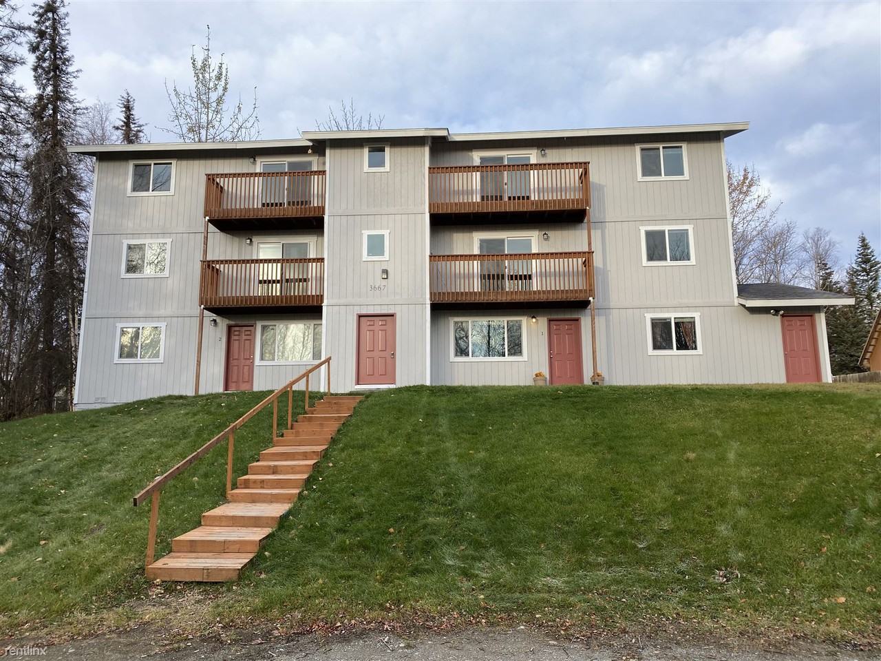 3667 W Tweed Ct - Photo 2 of 3
