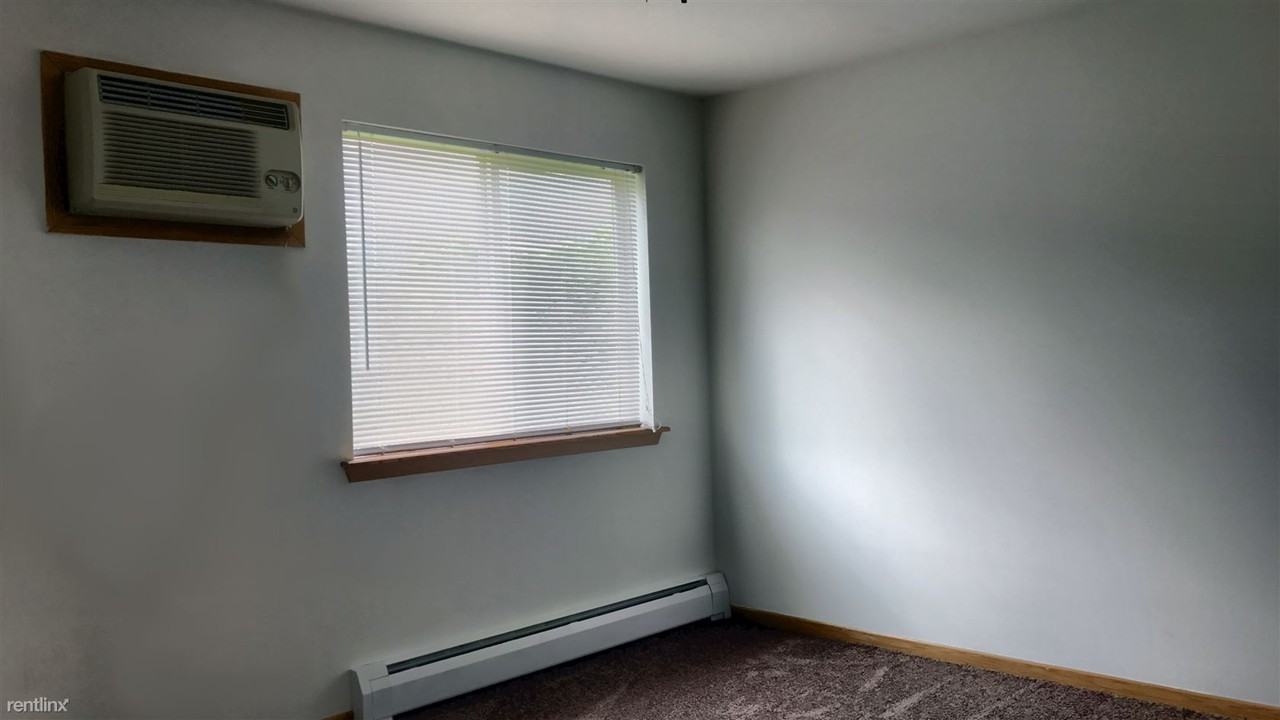 Wexford Apartments - Photo 3 of 7