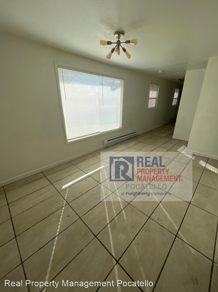 3551 Jason Ave - Photo 2 of 14