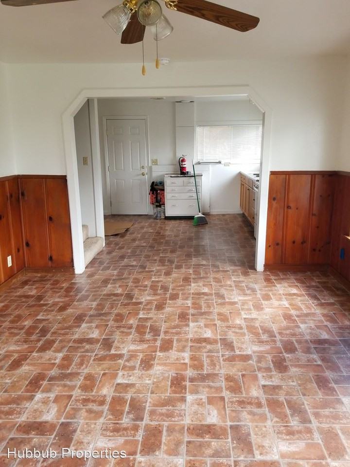 18435 Farquhar Rd - Photo 3 of 20