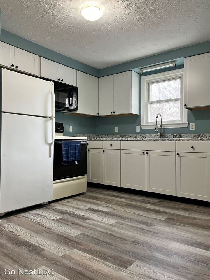 172 Broadway - Photo 3 of 8