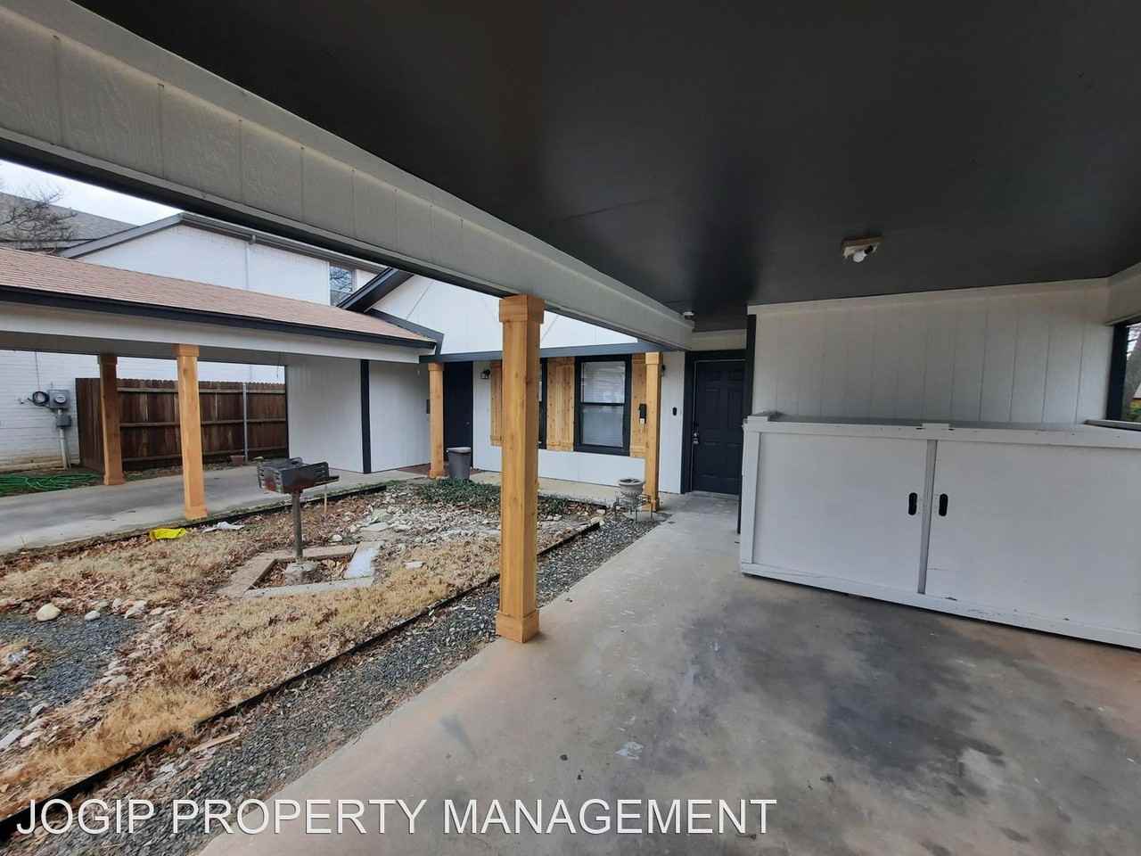 2628 Frazier Ave - Photo 2 of 20