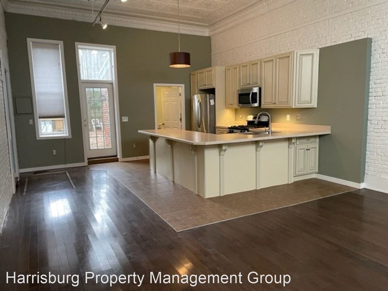 568 Race St - Photo 3 of 17