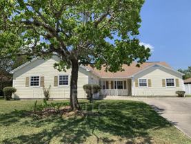 174 Coral Reef Ct N - Photo 1 of 1