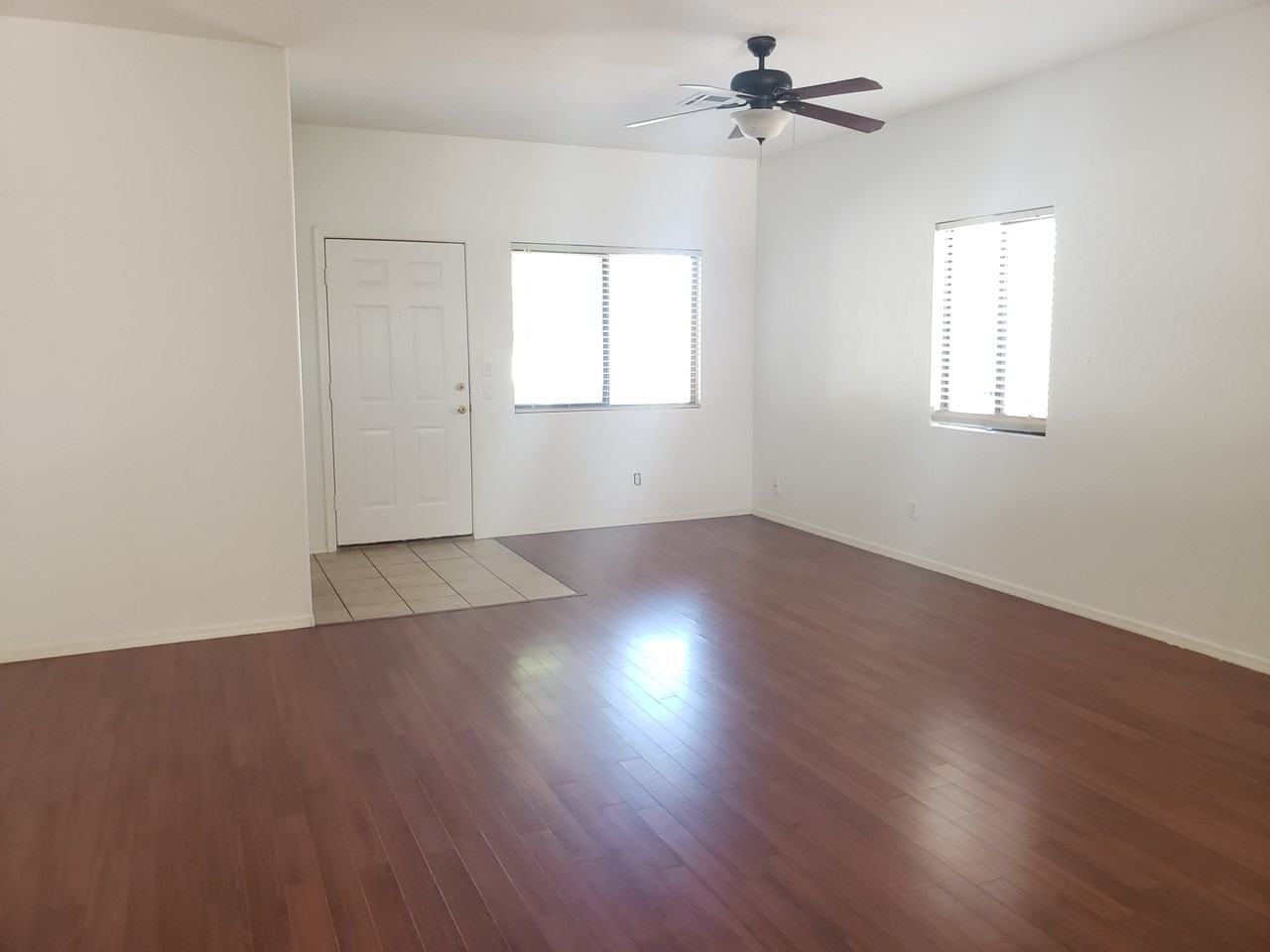 905 W Saint Anne Ave - Photo 2 of 17