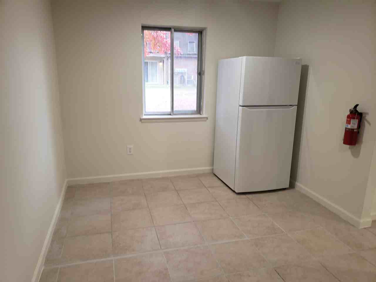 1247 Liberte Ct - Photo 3 of 11