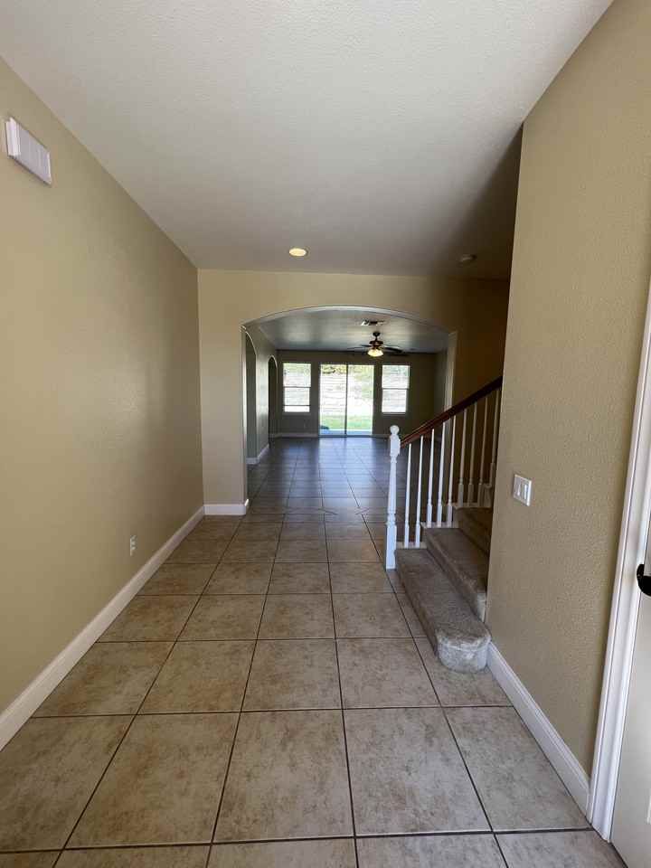 4039 Sagan Ct - Photo 2 of 23