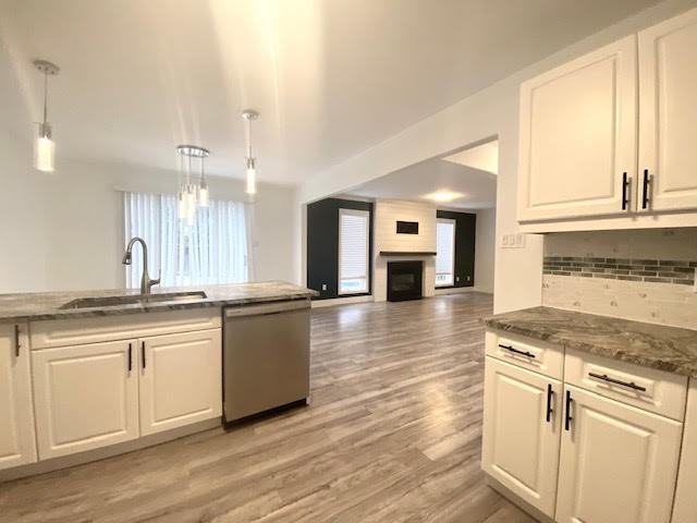 893 Guildwood Blvd - Photo 3 of 10