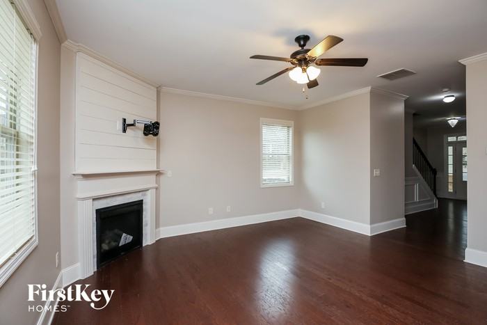 6902 Trailing Ivy Way - Photo 2 of 13
