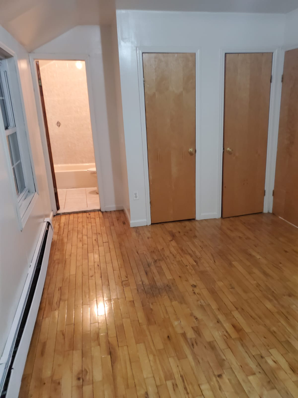 201 E 150th St - Photo 2 of 3