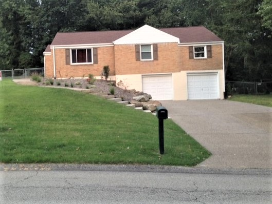 8274 Elaine Dr - Photo 3 of 26