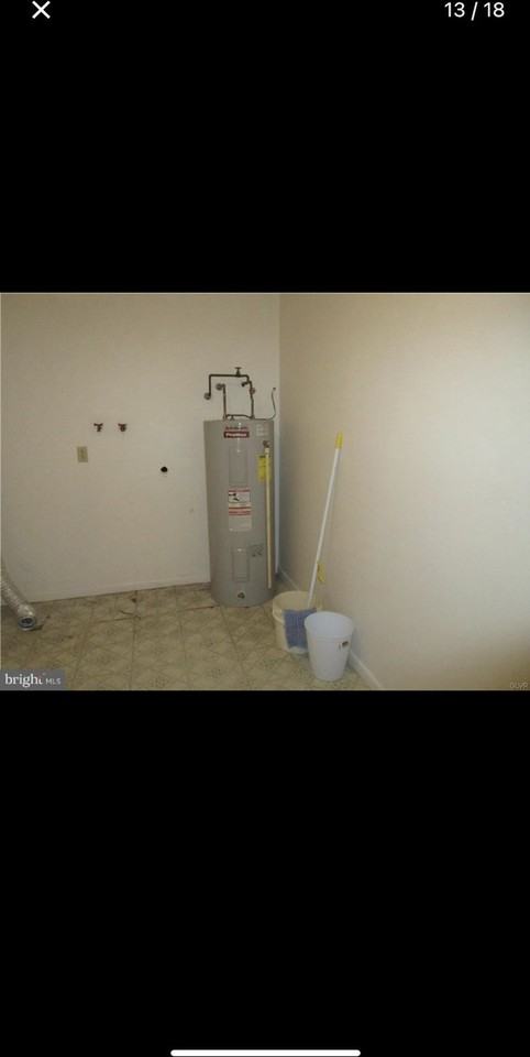 235 N Nice St #1 - Photo 2 of 5