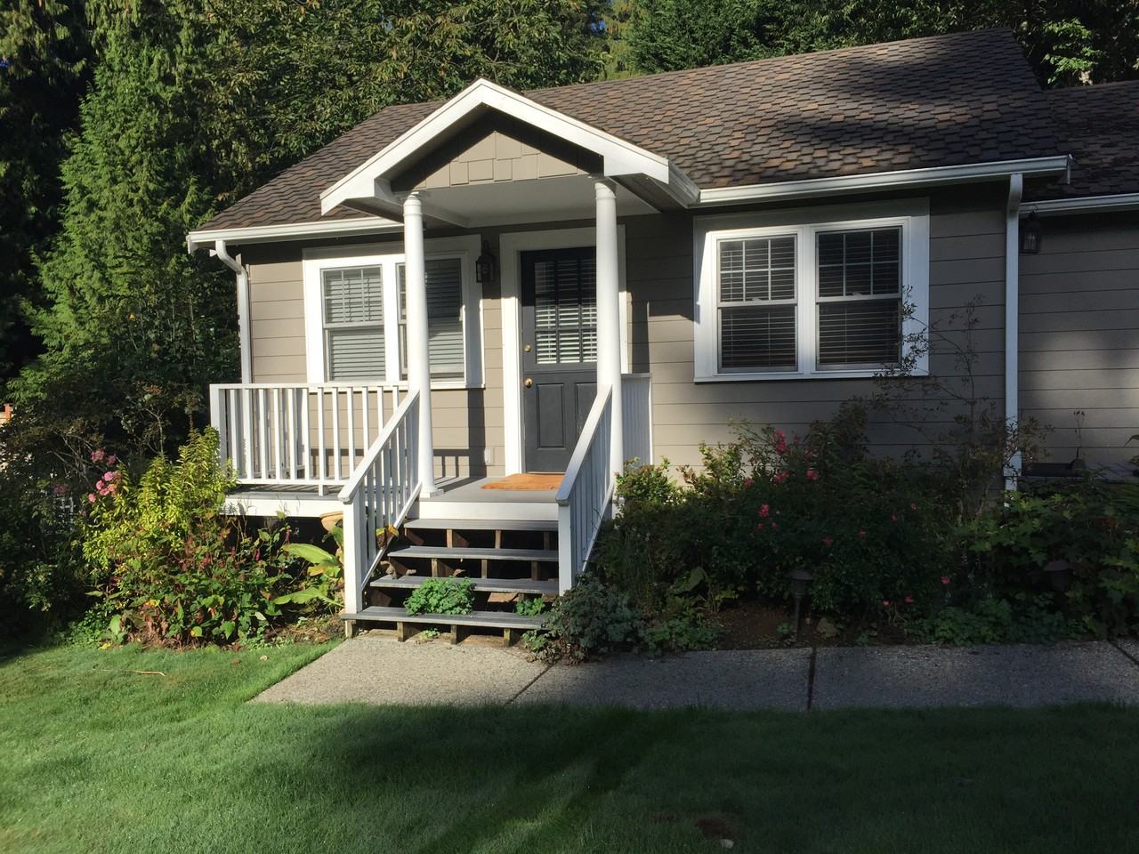 18449 1/2 Ballinger Way Ne - Photo 2 of 10