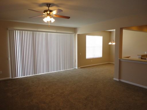 14001 Crater Cir - Photo 3 of 11