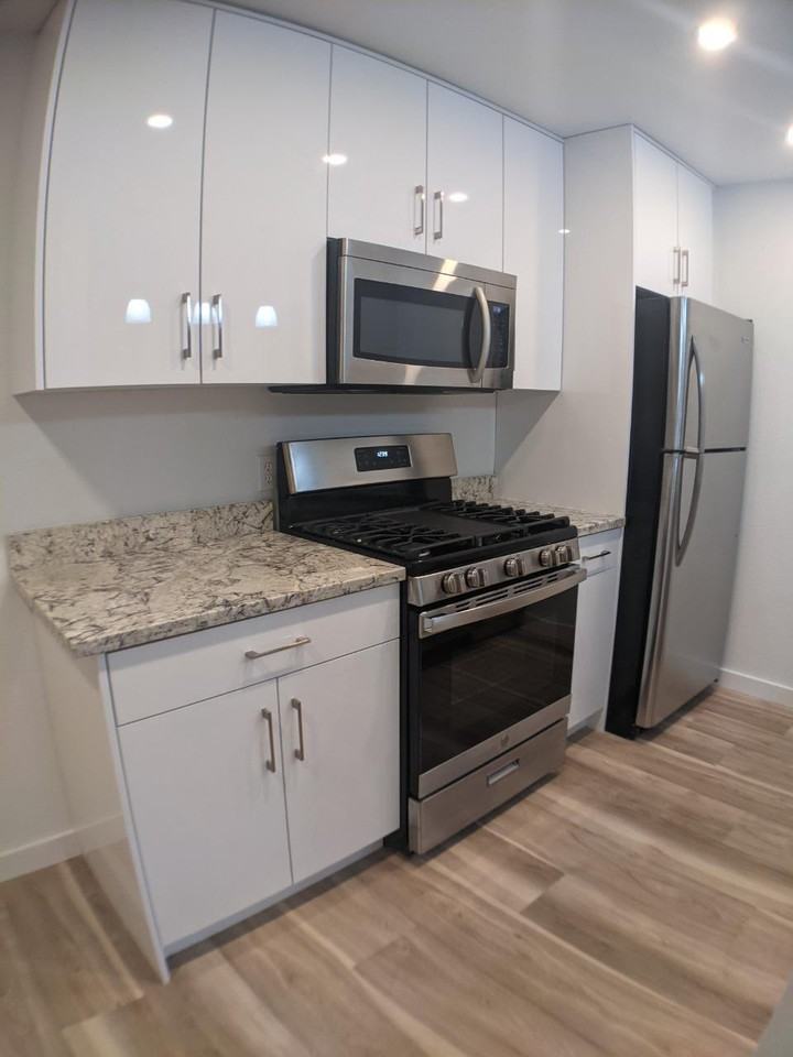 3761 Harrison Street Apartments - Photo 2 of 16