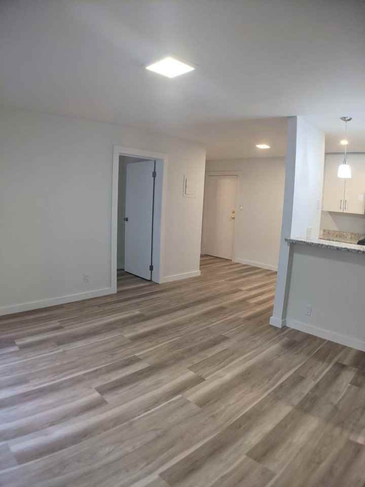 3761 Harrison Street Apartments - Photo 7 of 16