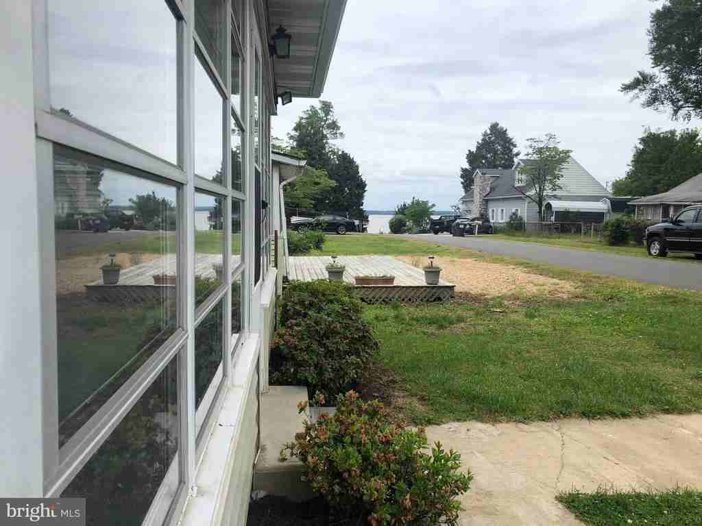 6106 2nd St - Photo 2 of 15