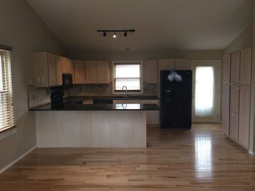 1246 Keusch Dr - Photo 2 of 22