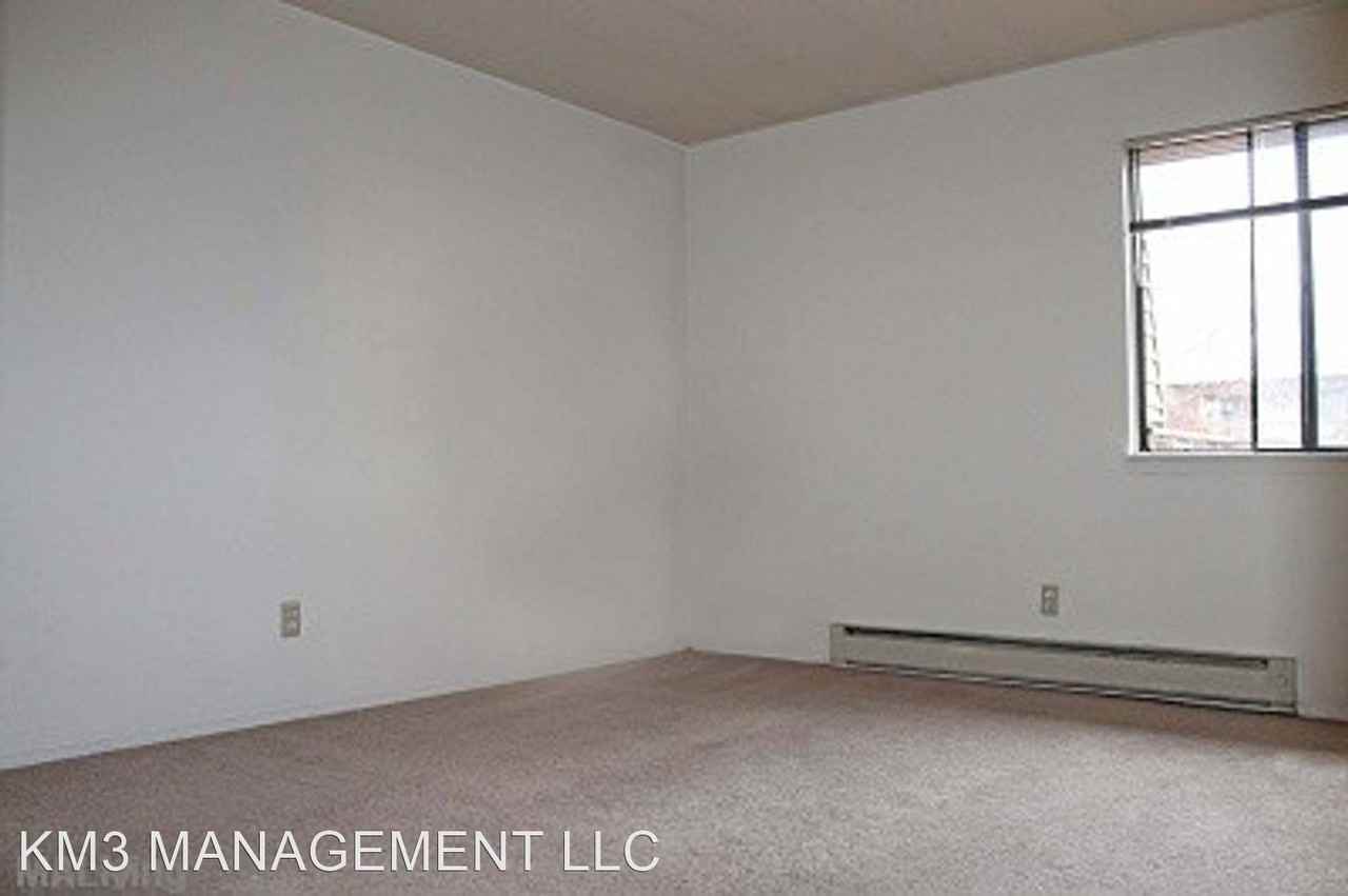 2014, 2015, 2018 & 2021 Greenway Cross; 2016 & 2020 Pike Dr. - Photo 2 of 10