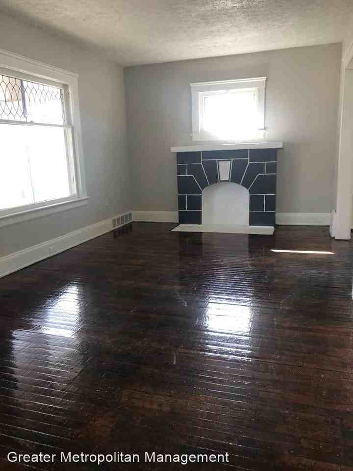 2034 W 99th Street - Photo 3 of 15