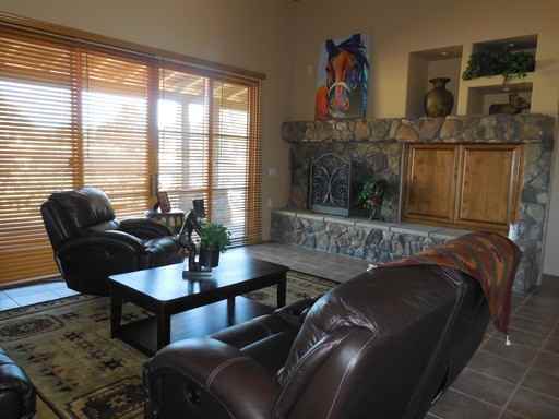 5671 W Johnny Mullins Dr - Photo 3 of 15