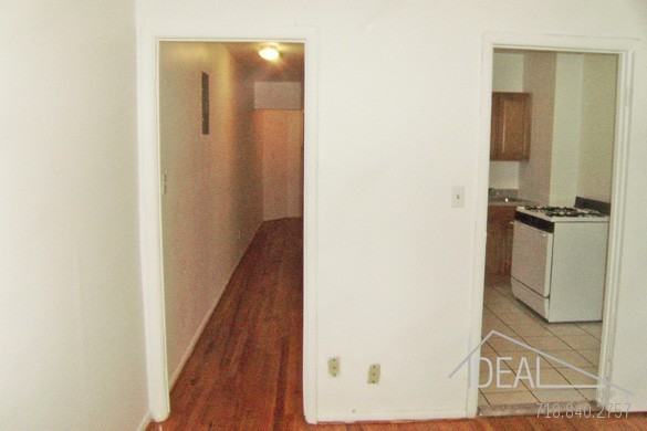 376 E 4th St 6B - Photo 3 of 12