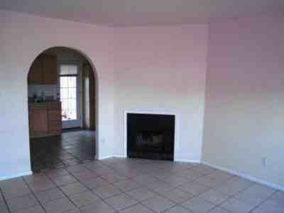 352 E Laguna St - Photo 2 of 11