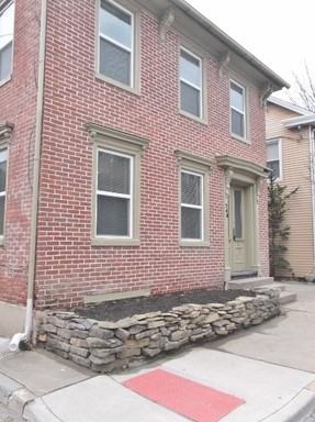 740 Front St - Photo 2 of 20