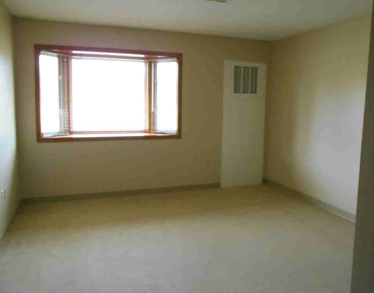 1224 Wheat Road - Photo 3 of 10