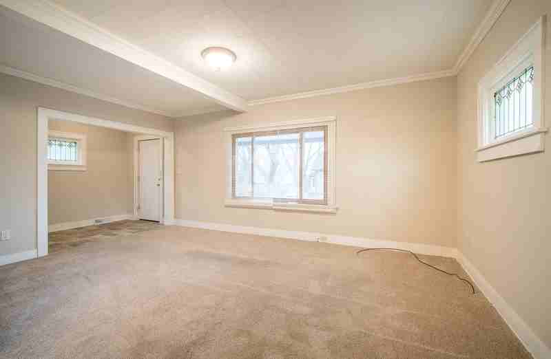 6105 W Saint Paul Ave - Photo 2 of 7