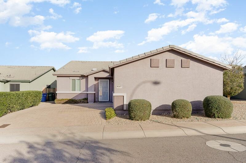 8107 S 5th Ave - Photo 3 of 26