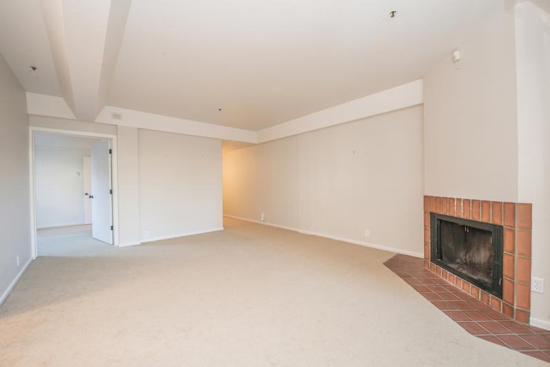 655 Chetwood St #206 - Photo 2 of 11