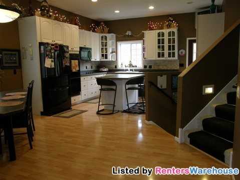 9009 Glacier Rd - Photo 2 of 10