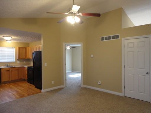 3007 Laura Lee Ln - Photo 3 of 13