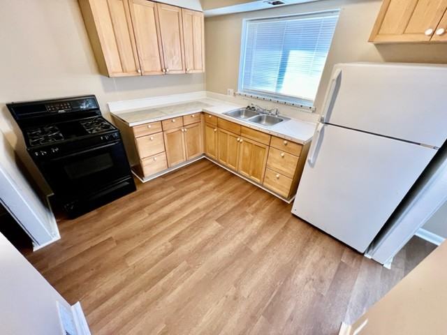 1202 S Lombard Ave #1202 - Photo 5 of 8
