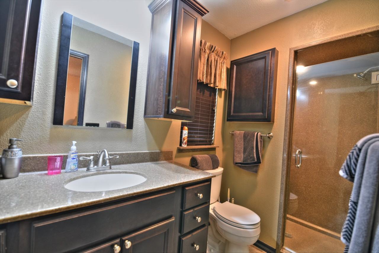 307 Vickie Dr #1 - Photo 6 of 20