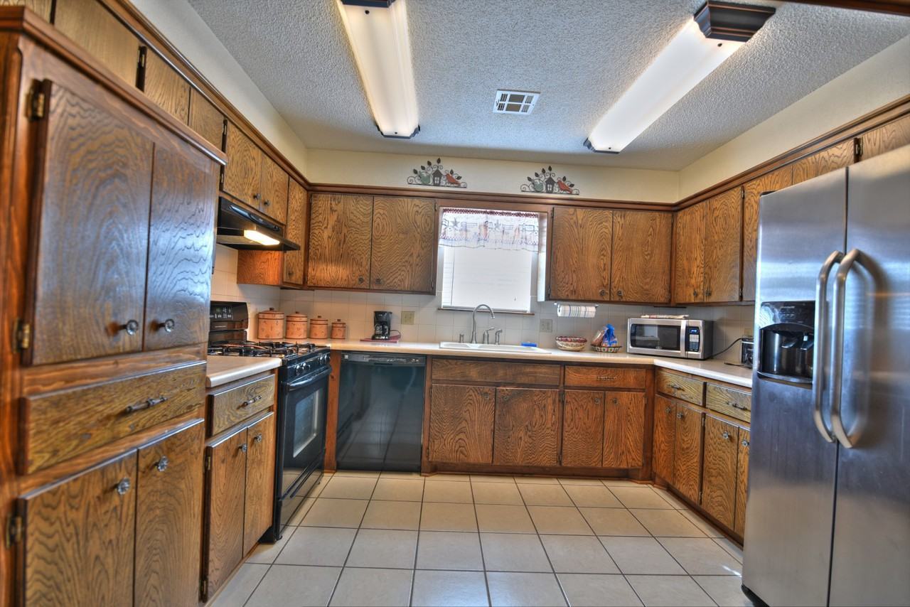 307 Vickie Dr #1 - Photo 7 of 20