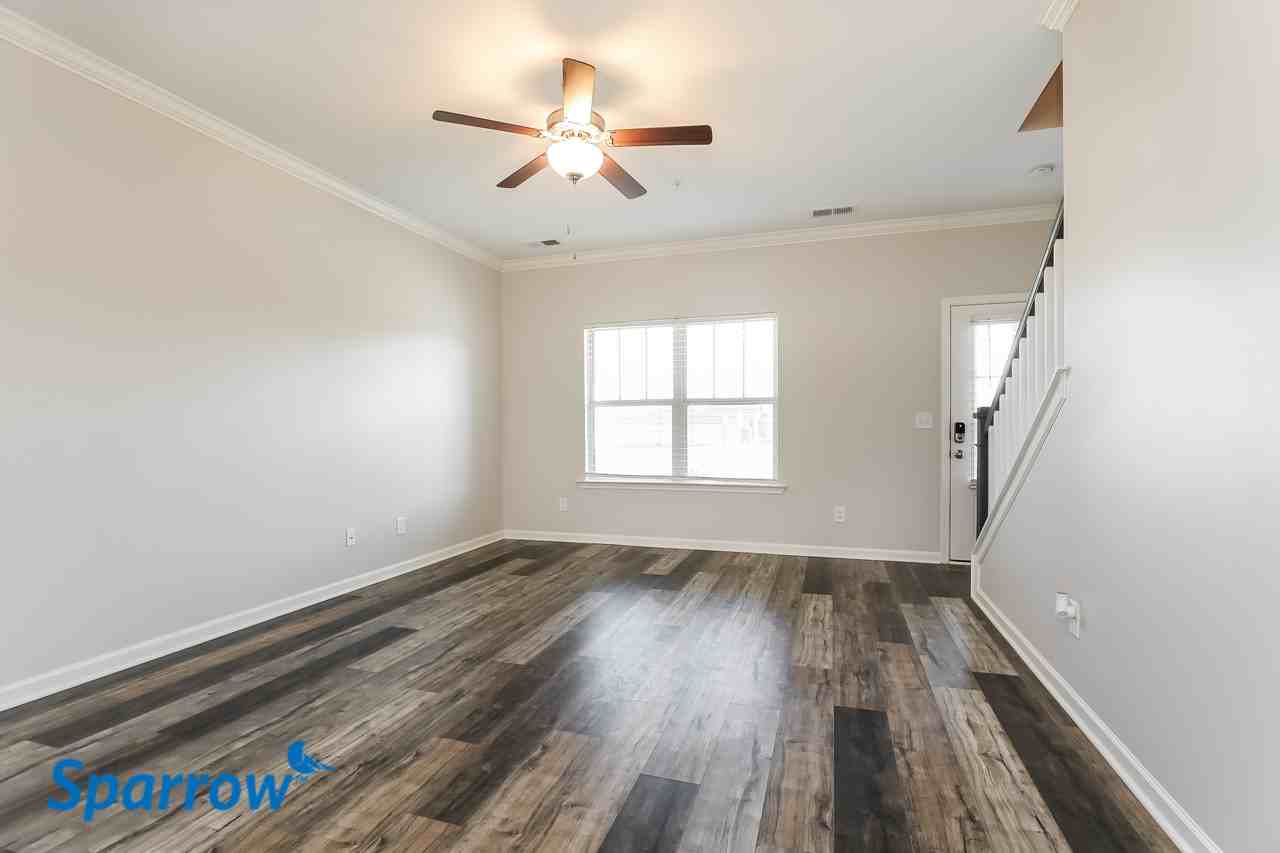 1321 Mirage St - Photo 2 of 15