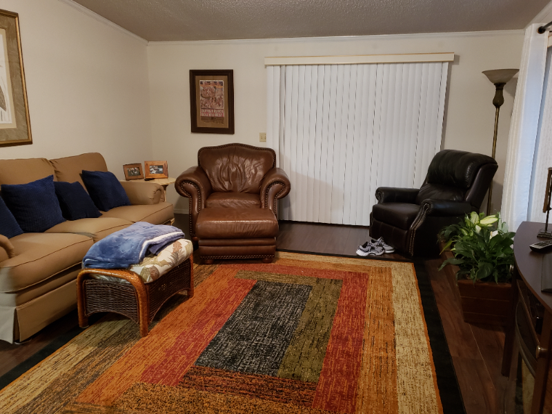 25140 Barrow Hl - Photo 2 of 10